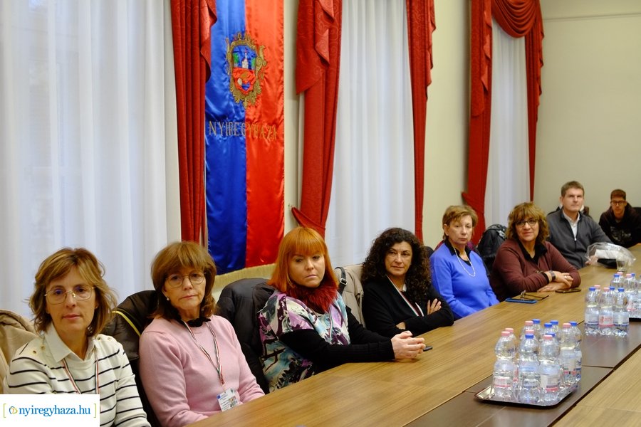 Külföldi diákok a Városházán 20221202