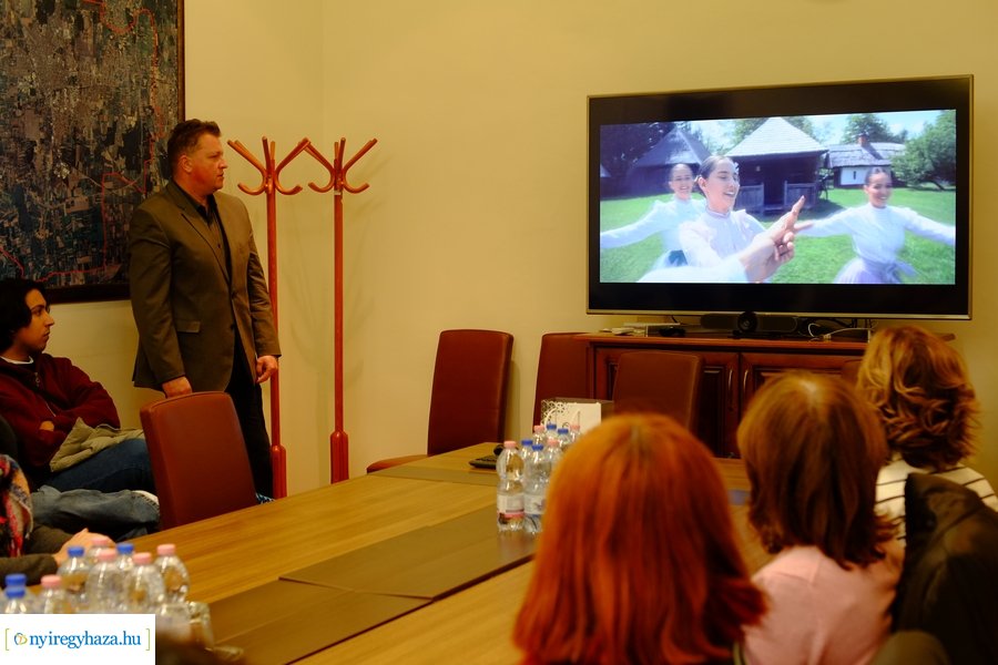 Külföldi diákok a Városházán 20221202