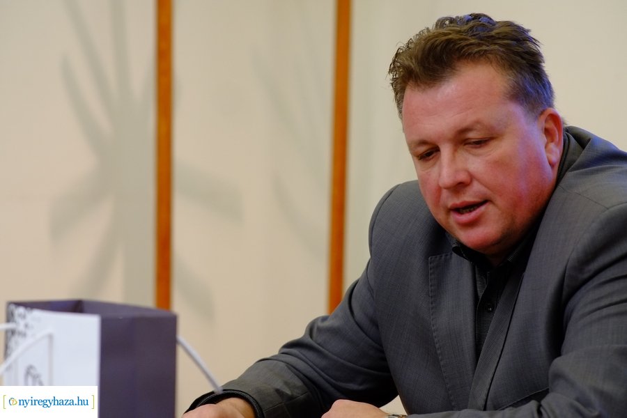 Külföldi diákok a Városházán 20221202