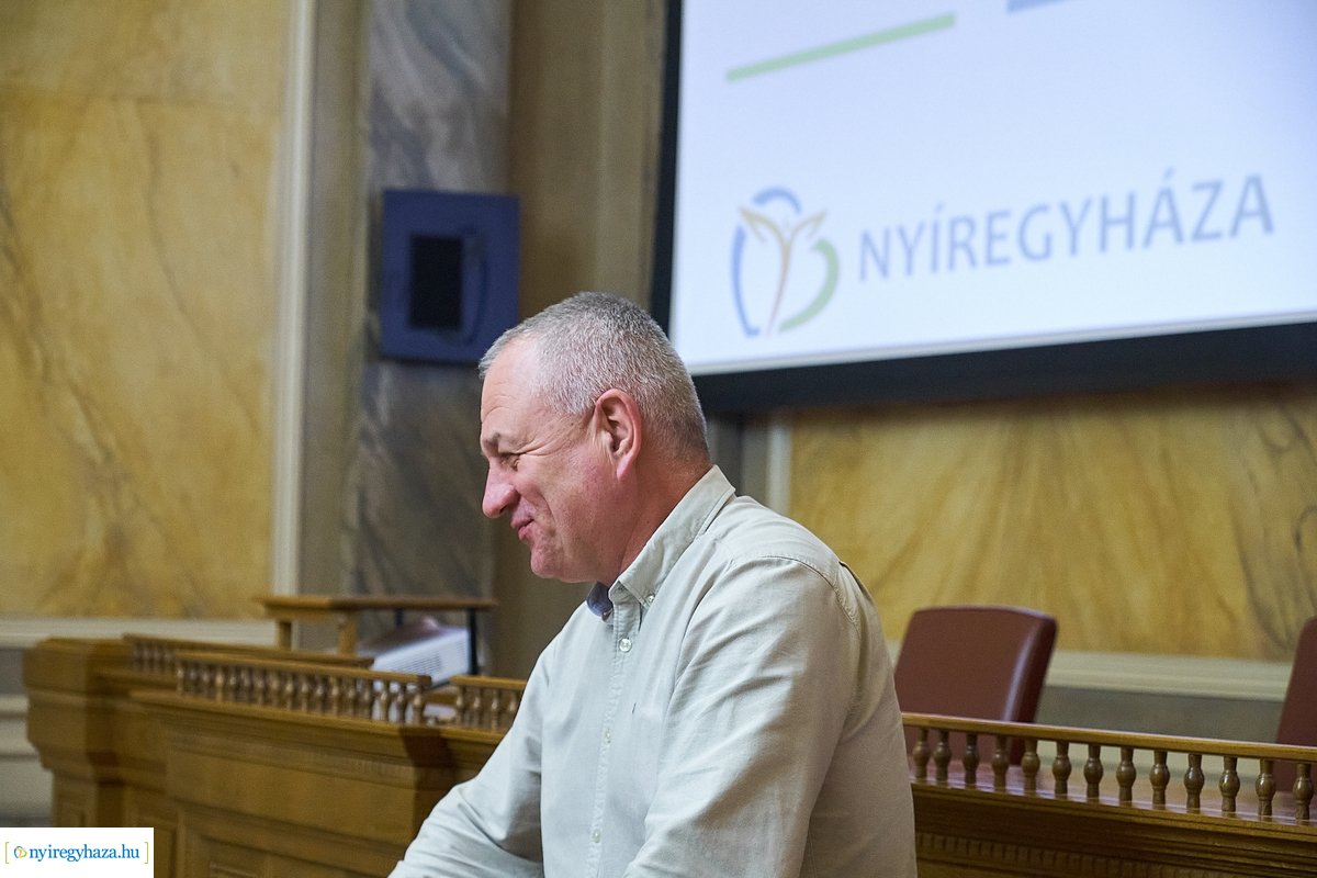 Külföldi diákok látogattak a Városházára  -  20200303