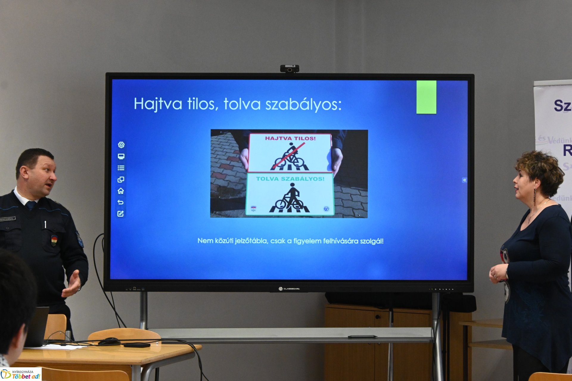 Külföldi diákok tájékozódtak a helyi közlekedési szabályok betartásának fontosságáról