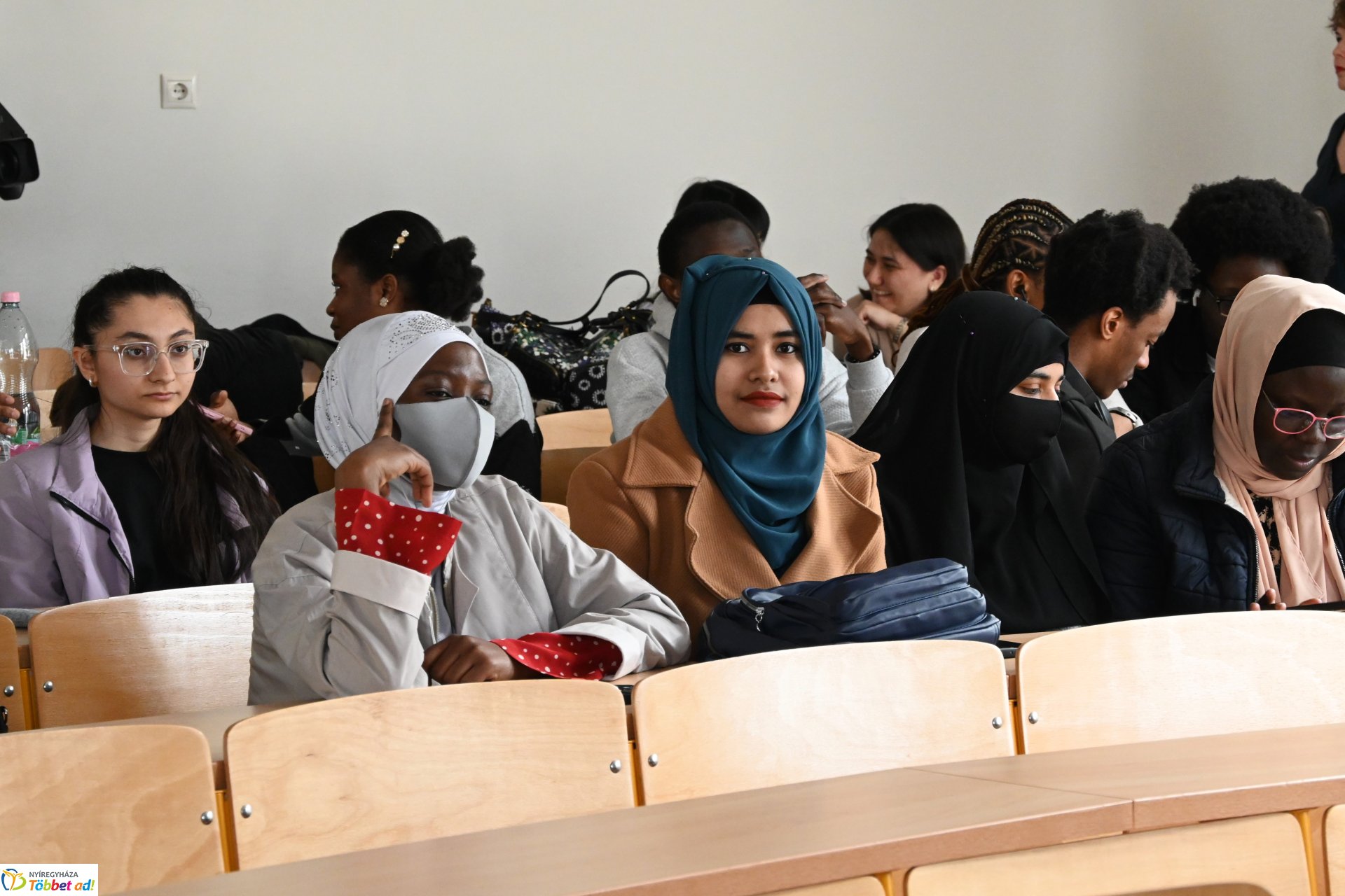 Külföldi diákok tájékozódtak a helyi közlekedési szabályok betartásának fontosságáról