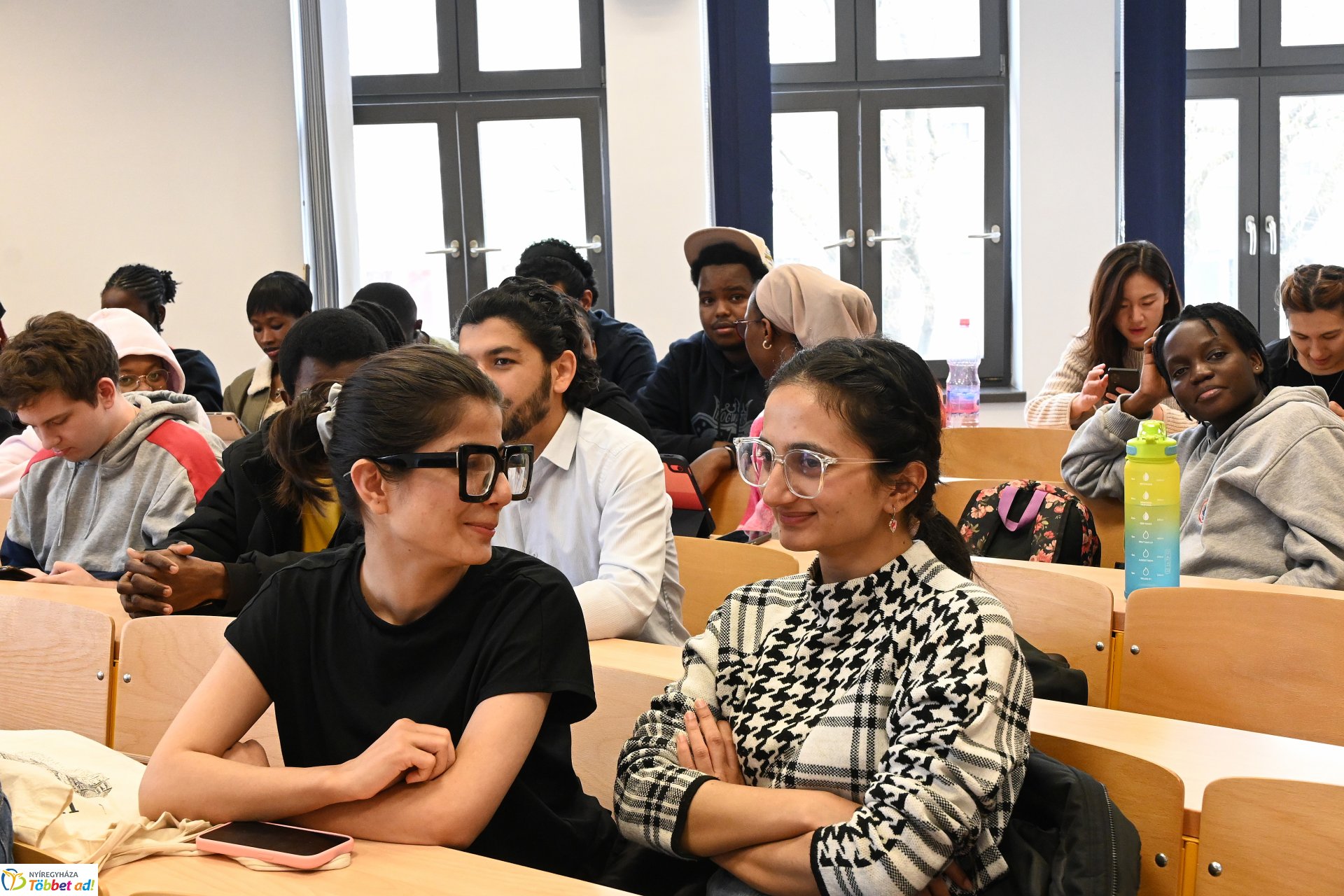 Külföldi diákok tájékozódtak a helyi közlekedési szabályok betartásának fontosságáról