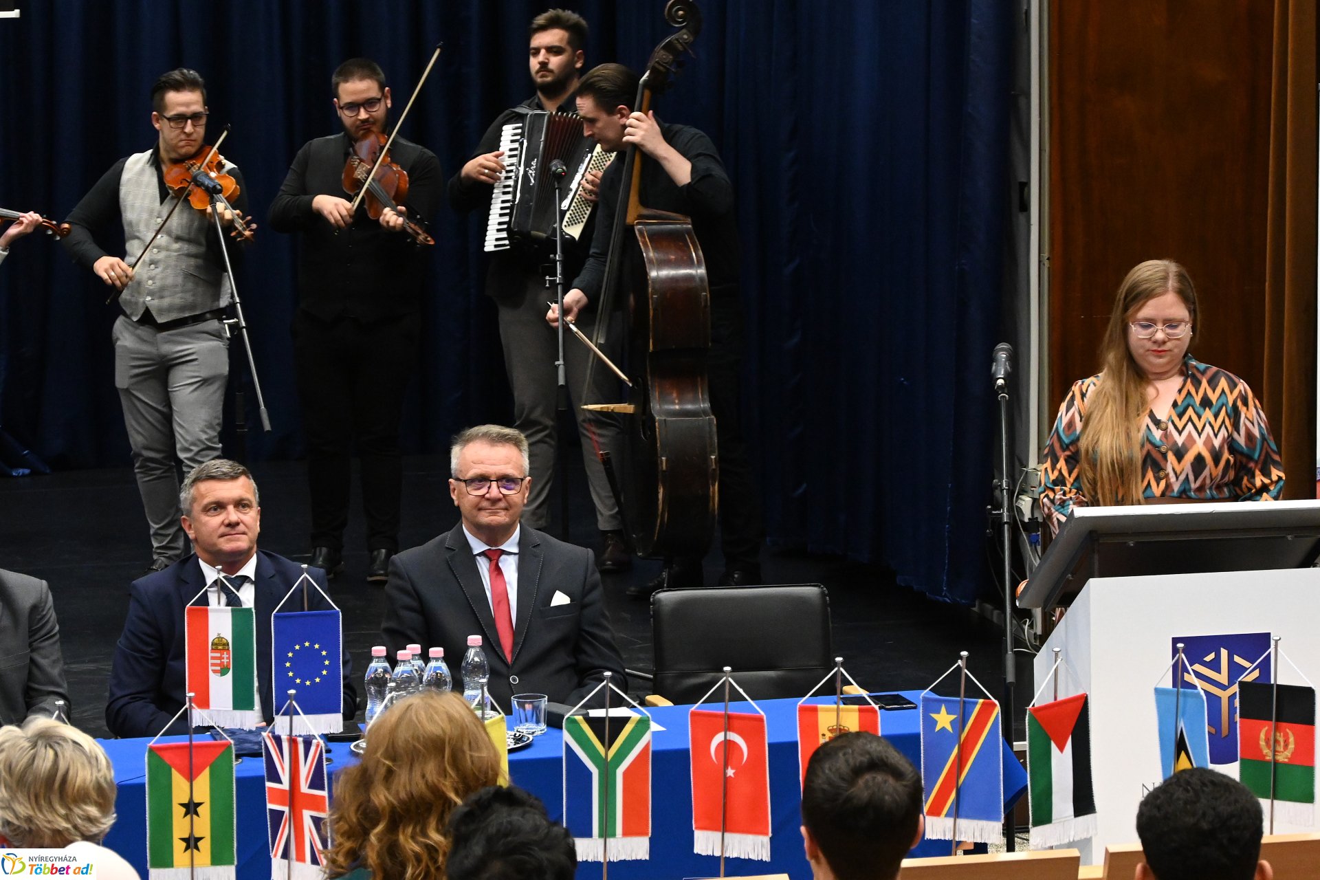 Külföldi hallgatókat köszöntöttek a Nyíregyházi Egyetemen