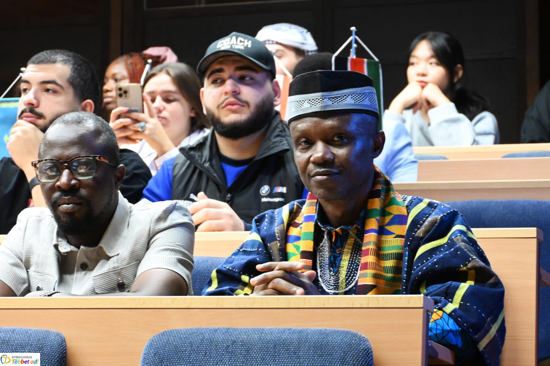 Külföldi hallgatókat köszöntöttek a Nyíregyházi Egyetemen