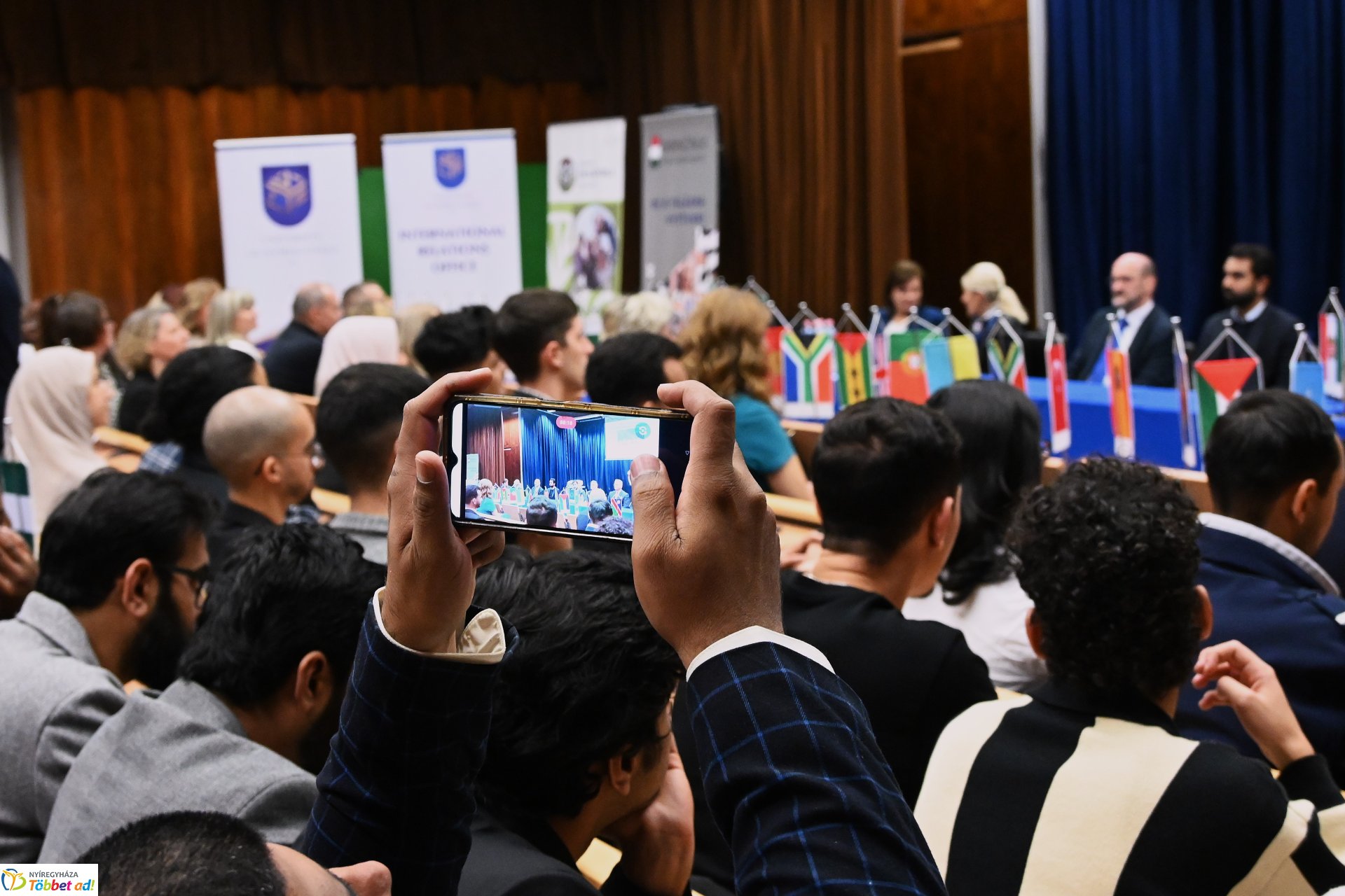 Külföldi hallgatókat köszöntöttek a Nyíregyházi Egyetemen