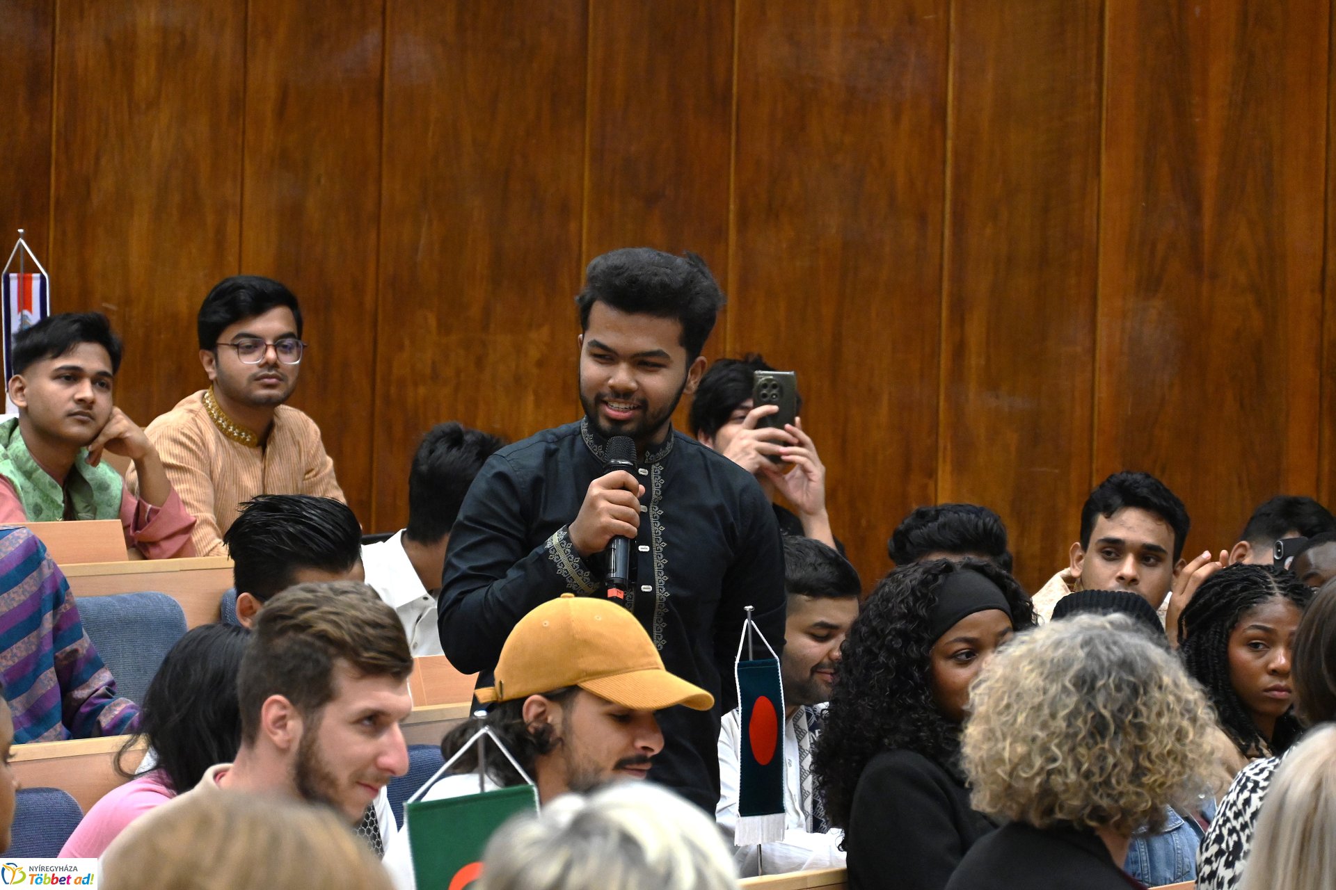 Külföldi hallgatókat köszöntöttek a Nyíregyházi Egyetemen