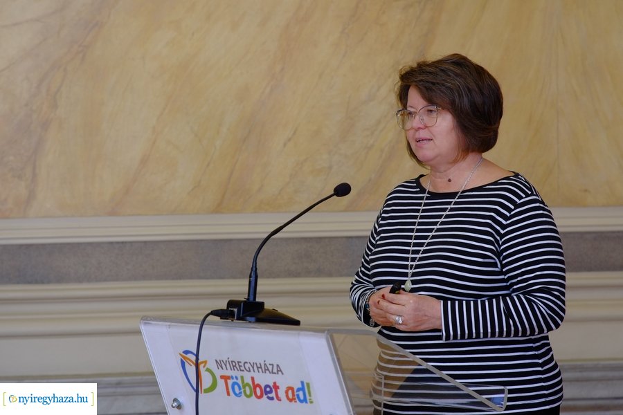 Külföldi óvónők a Városházán