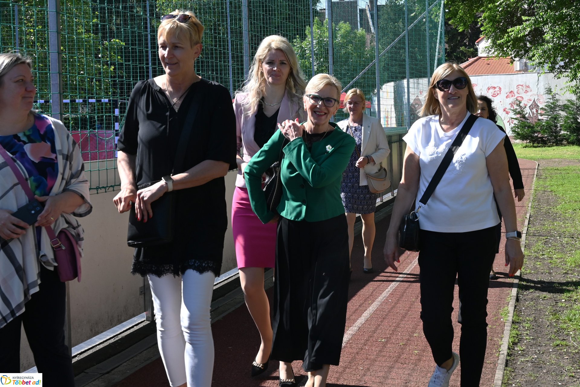 Kültéri röplabdapályát avattak a Bem-ben