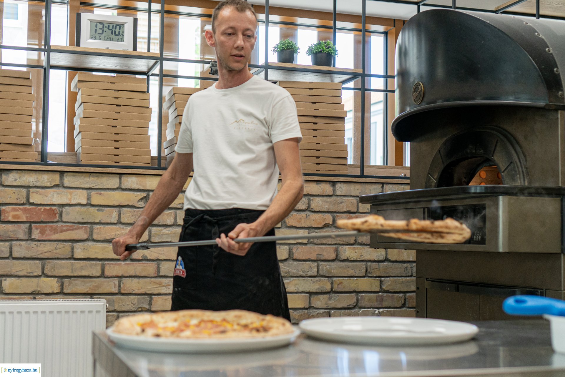 Kulturális feltöltődés és olasz ízek Nyíregyházán, a Neapolis Pizzériában