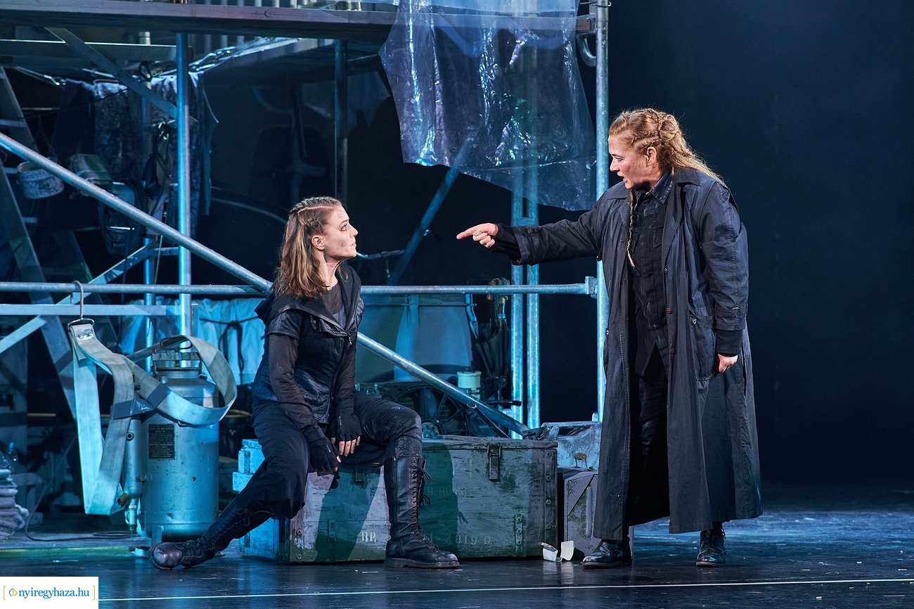 Kurázsi mama és gyermekei