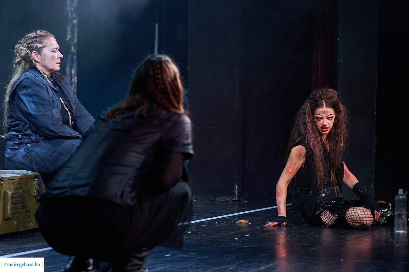 Kurázsi mama és gyermekei