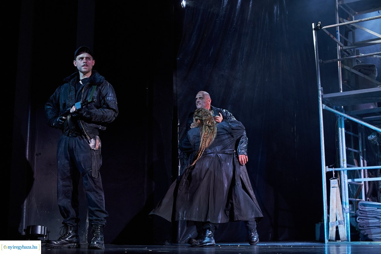 Kurázsi mama és gyermekei