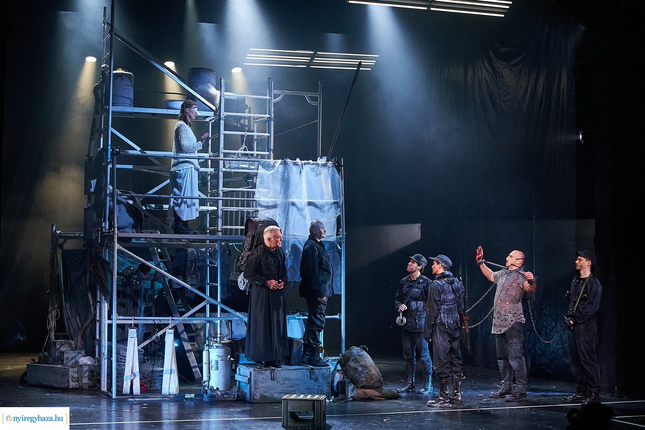 Kurázsi mama és gyermekei