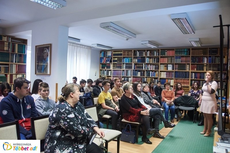 Kutatódiákok a Levéltárban