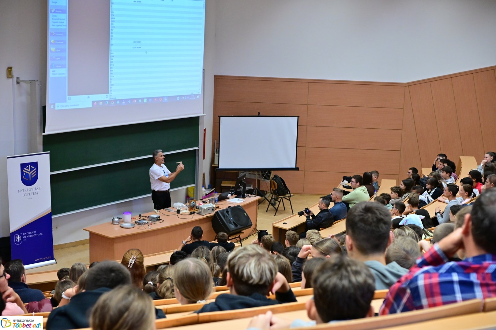 Kutatók Éjszakája az egyetemen 2025 szeptemberében