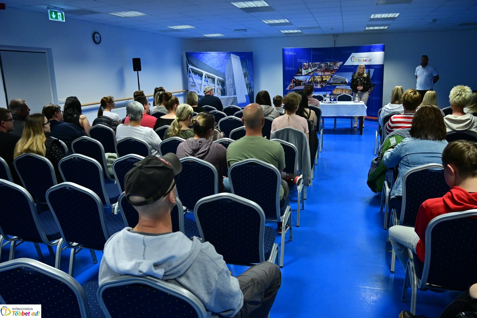 Kutyázz Nyíregyháza! - előadás a kulturális központban