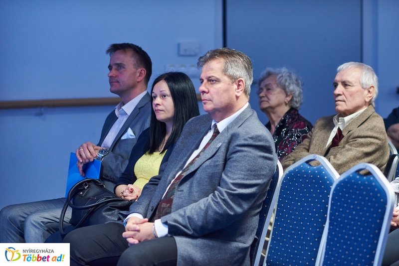 L. Tóth László köszöntése