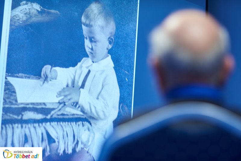 L. Tóth László köszöntése