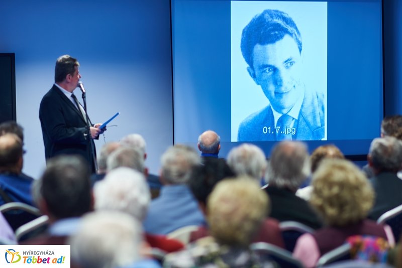 L. Tóth László köszöntése