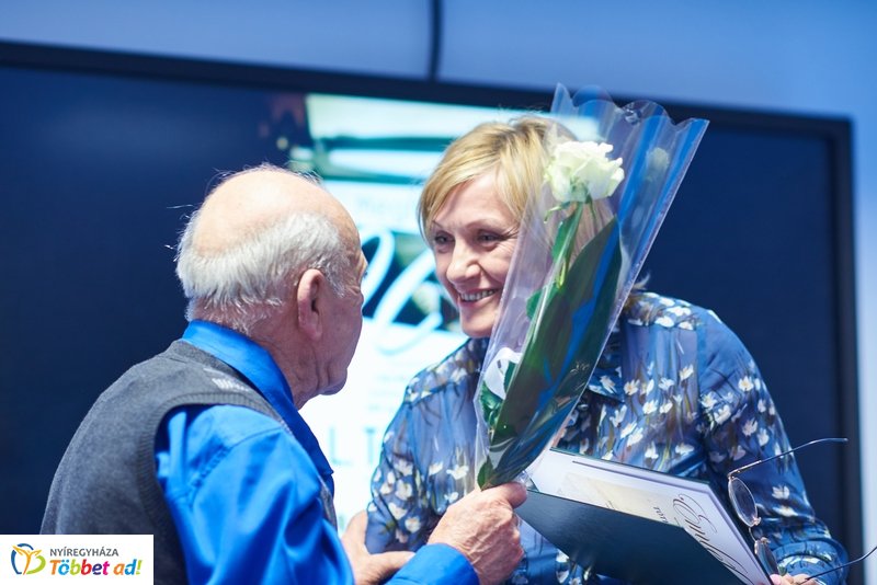 L. Tóth László köszöntése