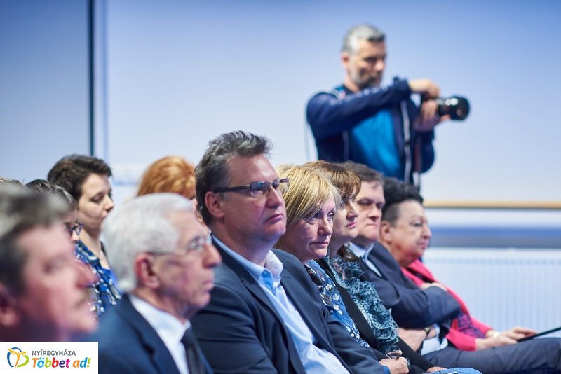 L. Tóth László köszöntése