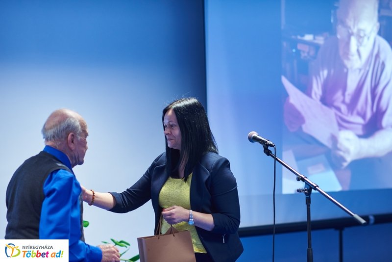 L. Tóth László köszöntése