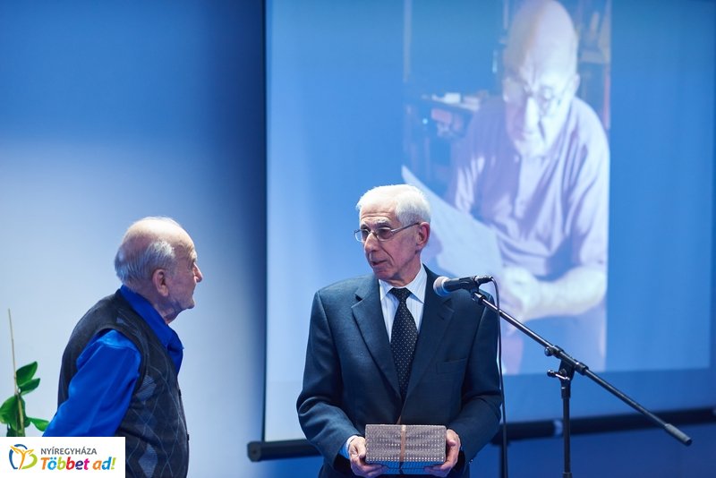 L. Tóth László köszöntése