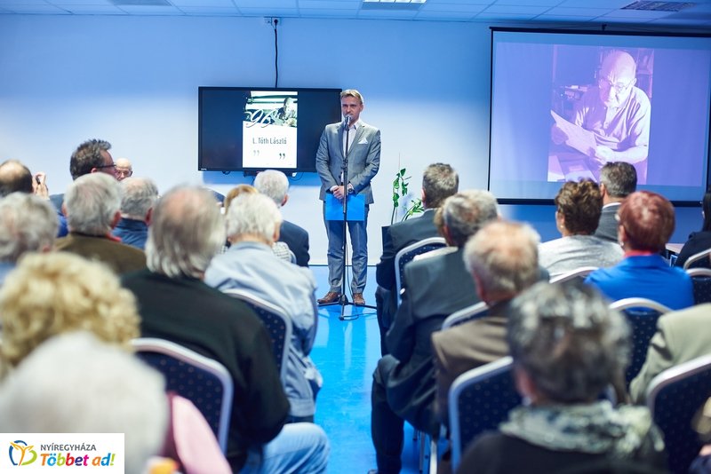 L. Tóth László köszöntése