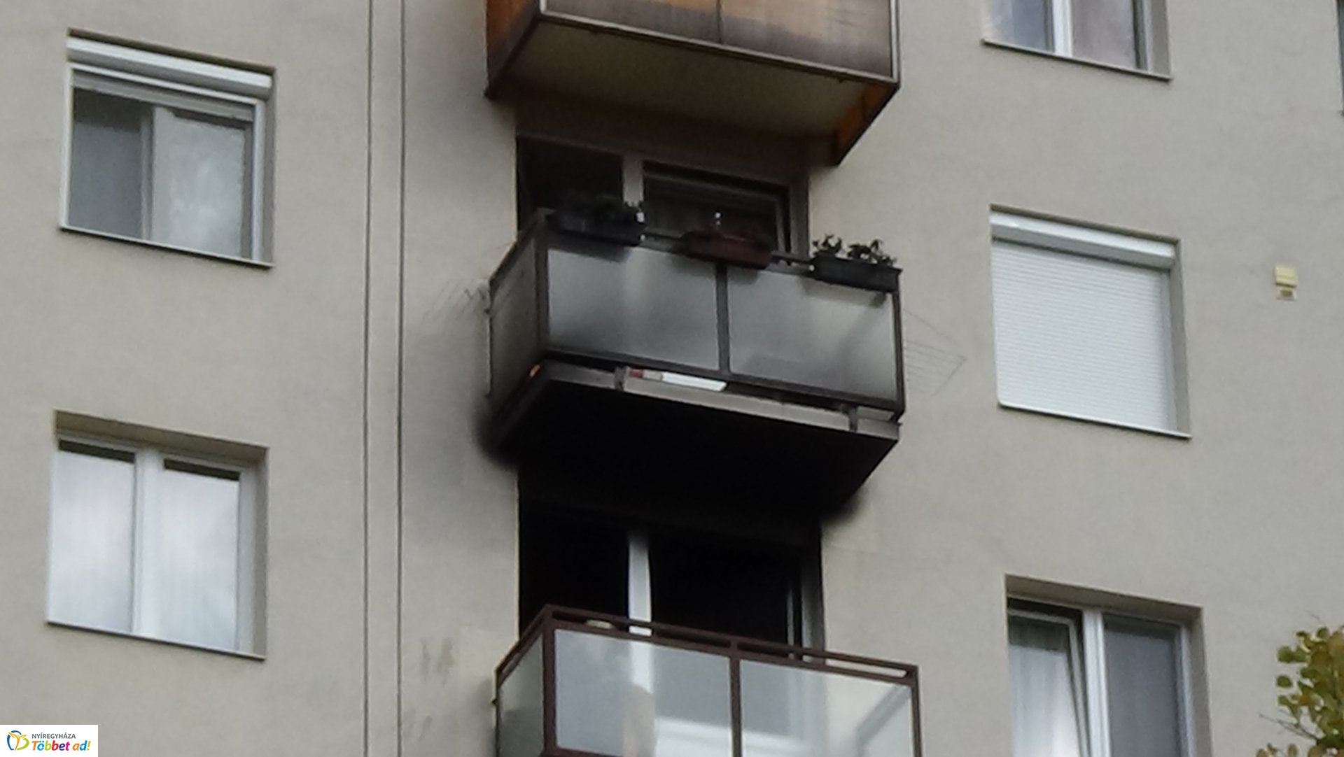 Lakástűz az Etel közben