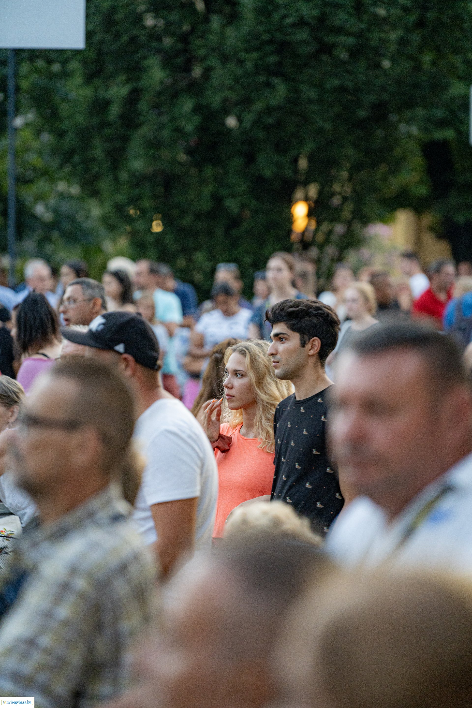 Lakatos Mónika FolkTrió a Kossuth téren