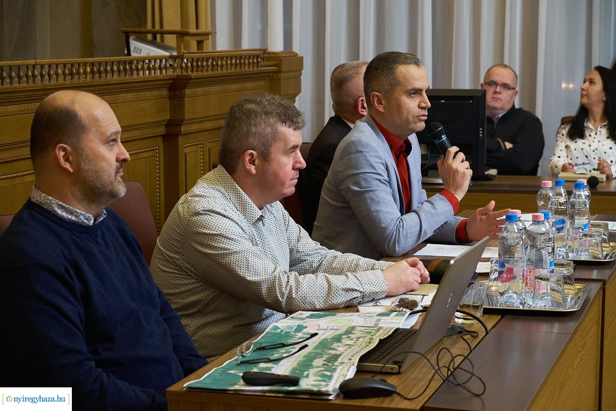 Lakossági fórum - Korányi Frigyes utca- Csaló közhöz tervezett körforgalom