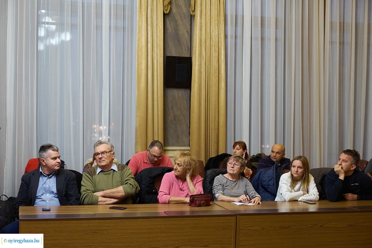 Lakossági fórum - Korányi Frigyes utca- Csaló közhöz tervezett körforgalom