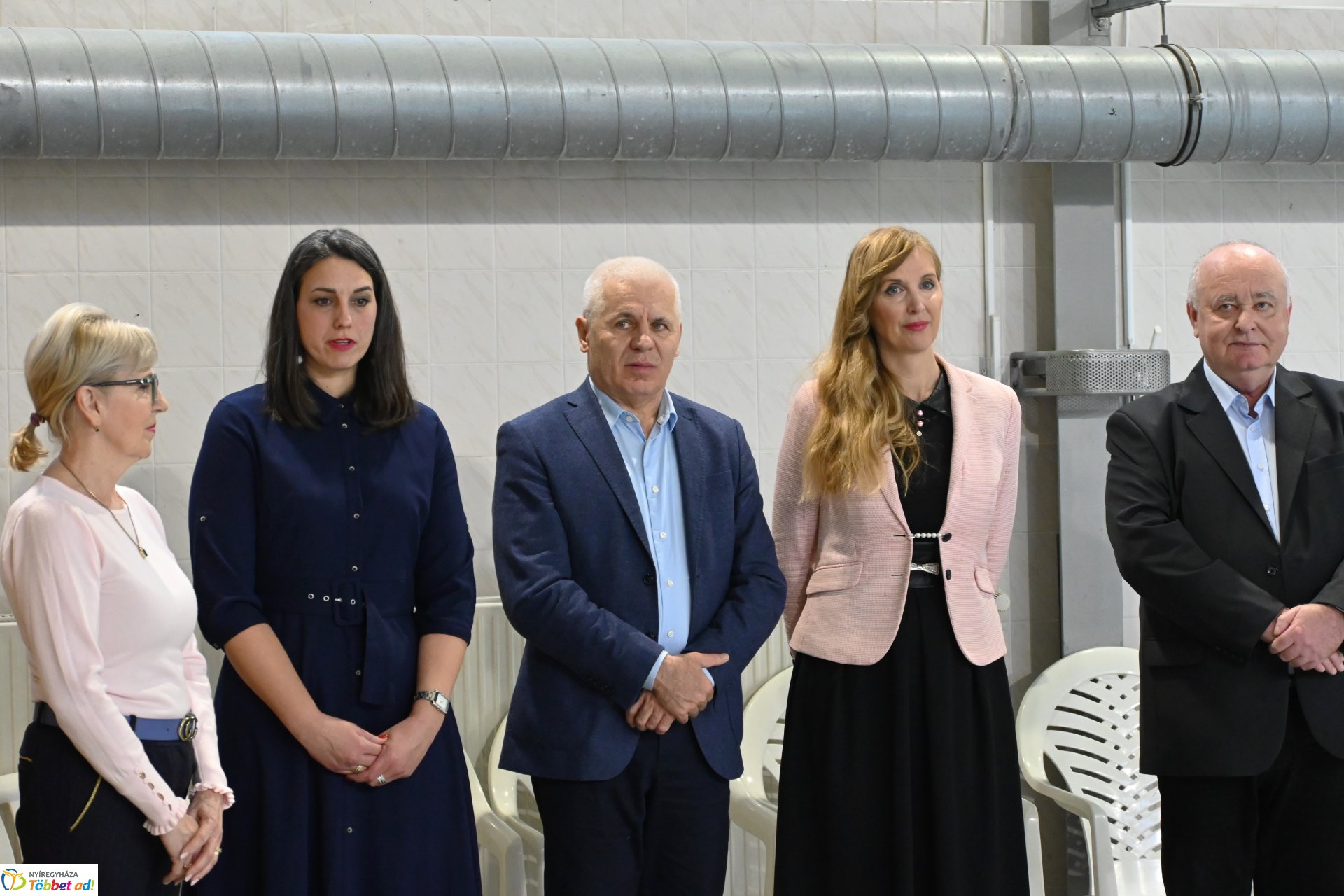 Lakossági úszás az Aranyban