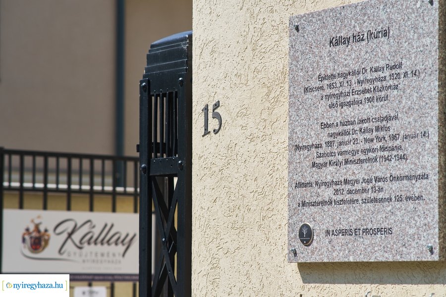 Lapidaris NFC plakettek a belvárosban