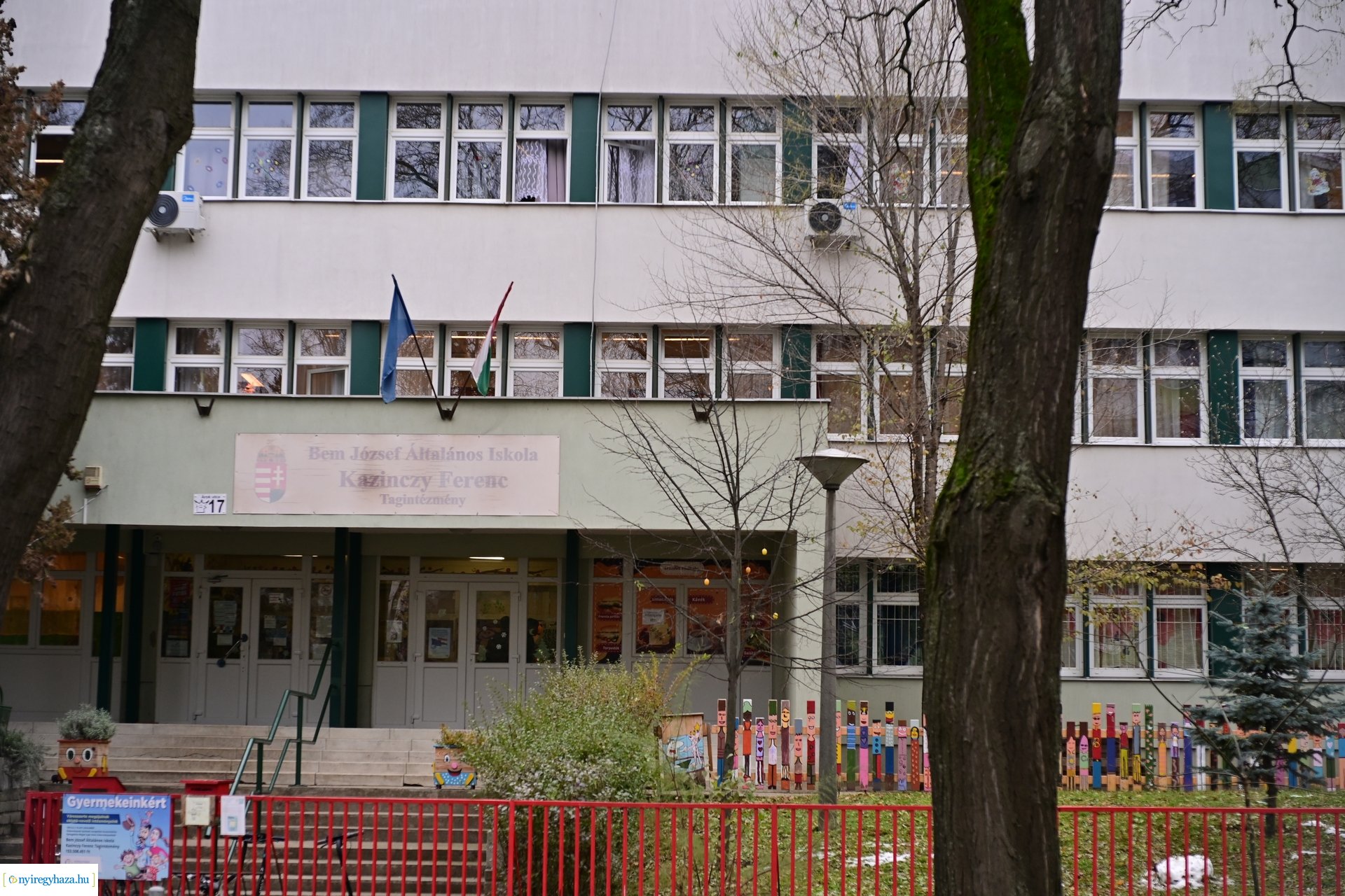 Laptop átadó a Kazinczy iskolában 2024