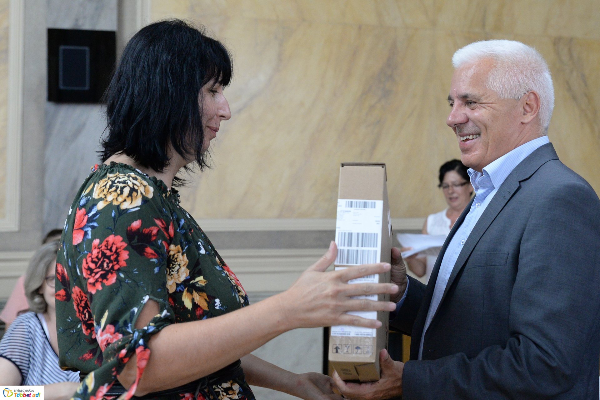 Laptopot kaptak a védőnők