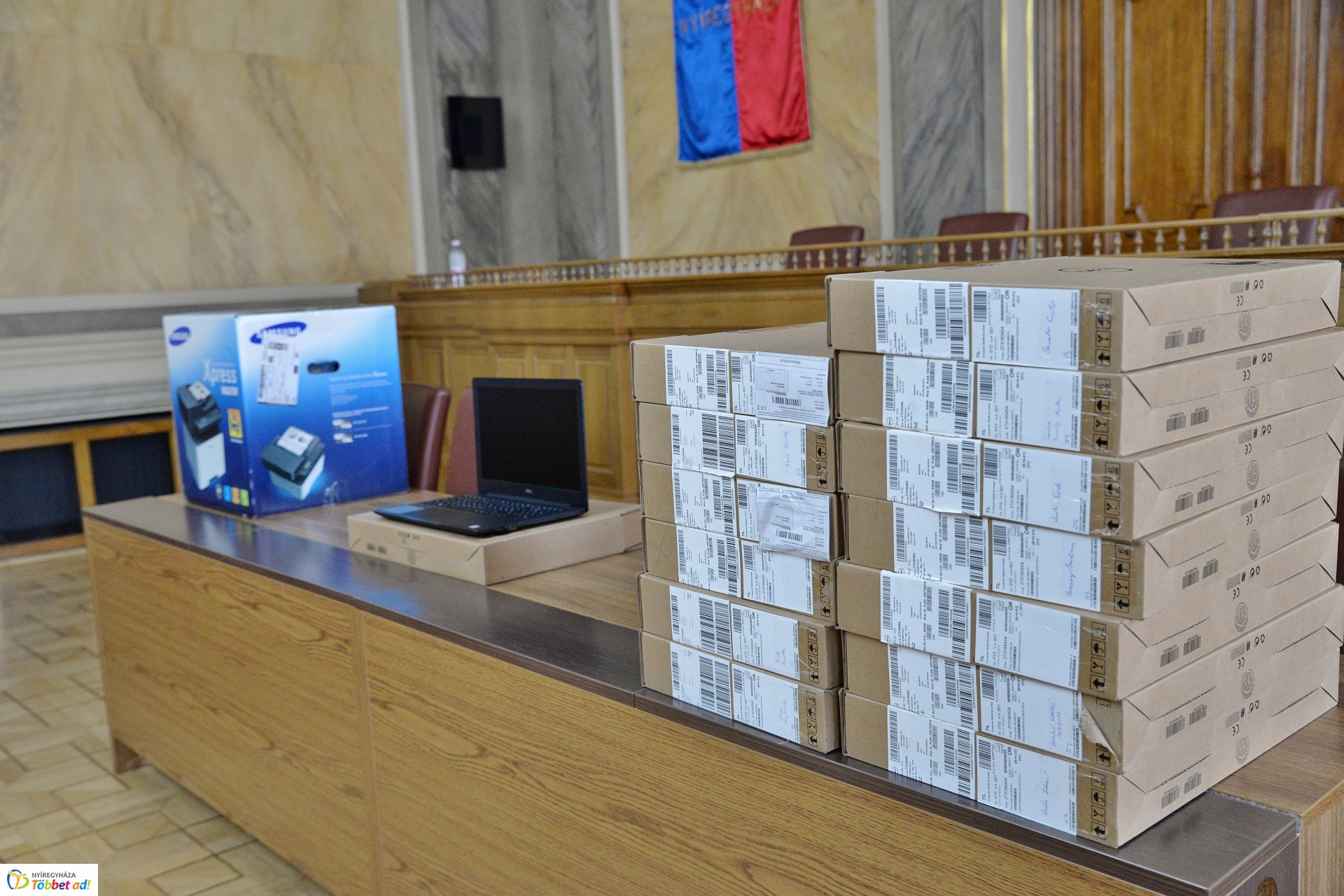 Laptopot kaptak a védőnők