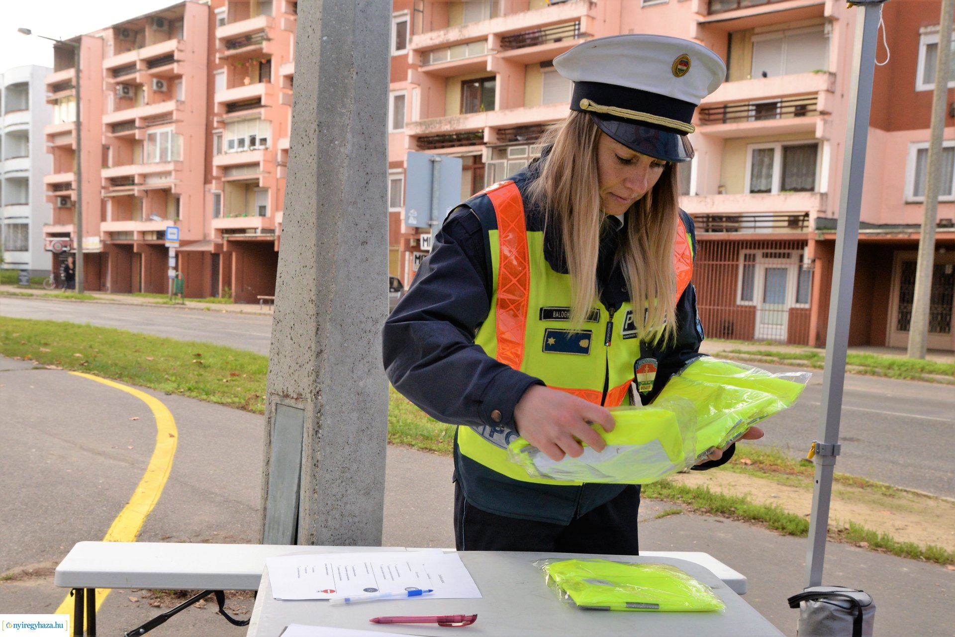 Látni és látszani!