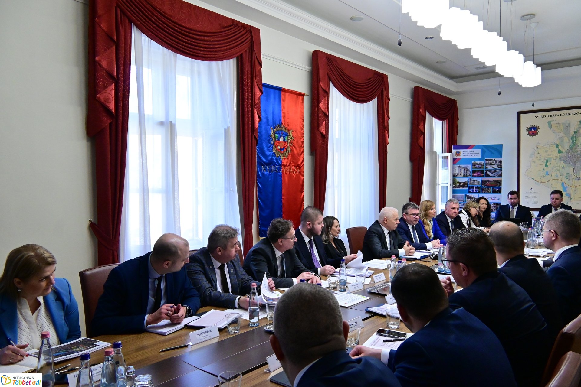 Lázár János építési és közlekedési miniszter látogatása a Városházán