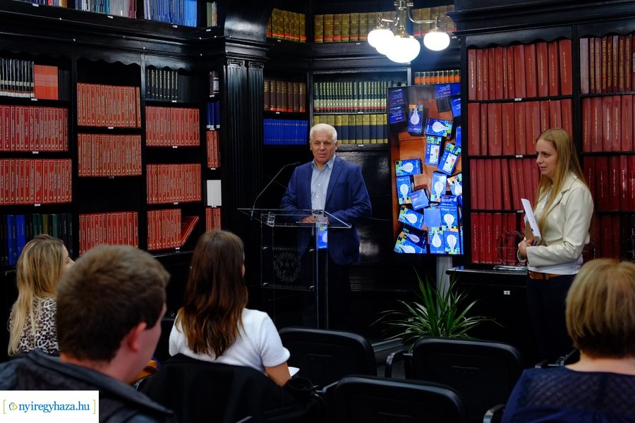 LED csereprogram _ sajtótájékoztató