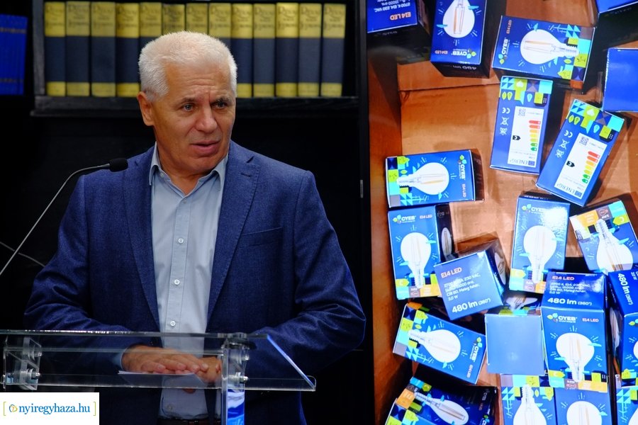 LED csereprogram _ sajtótájékoztató