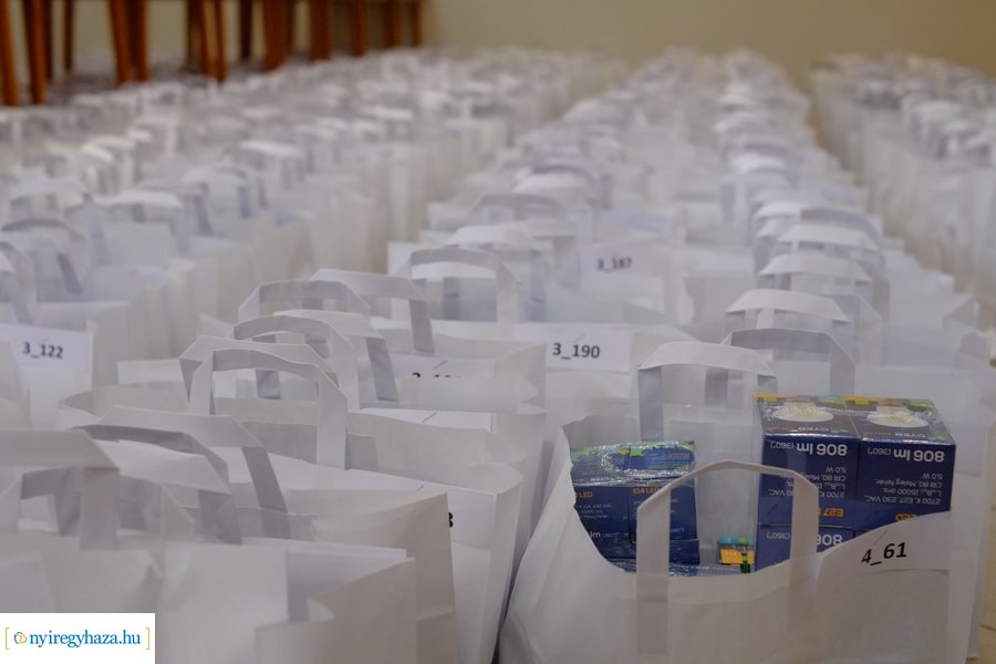 LED csereprogram _ sajtótájékoztató