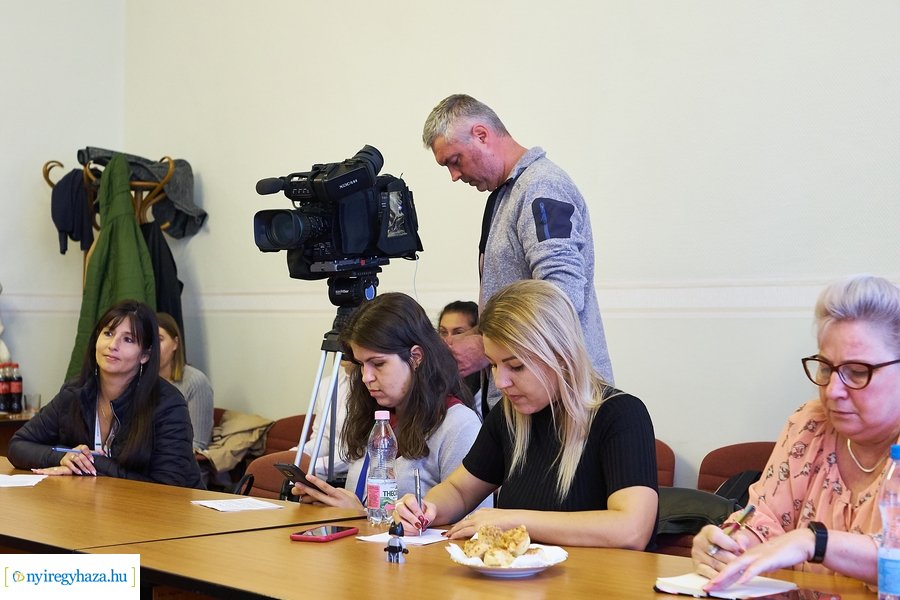 LEGO adomány a Jósa András Oktatókórháznak