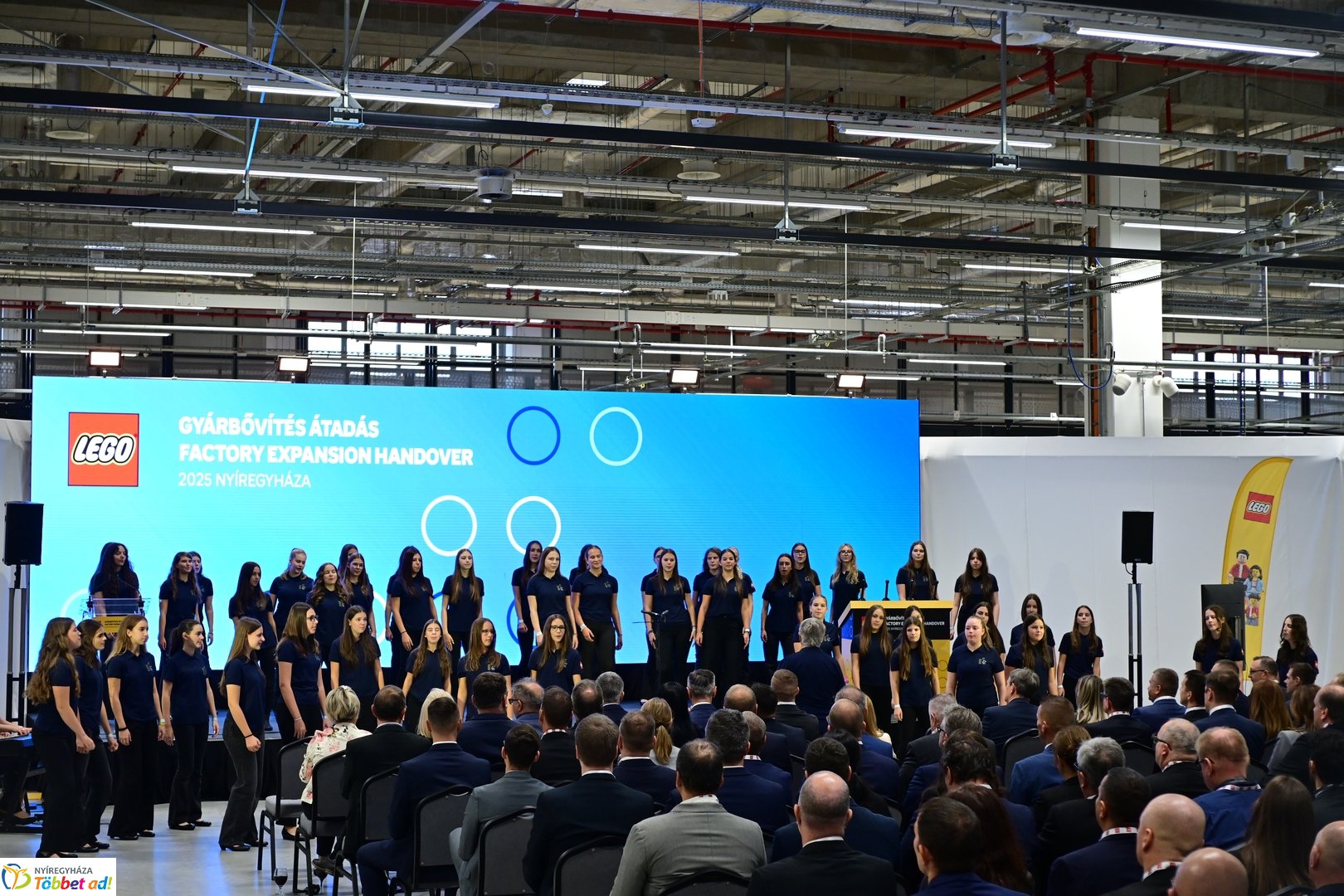 LEGO gyárbővítés átadó 2025 szeptemberében