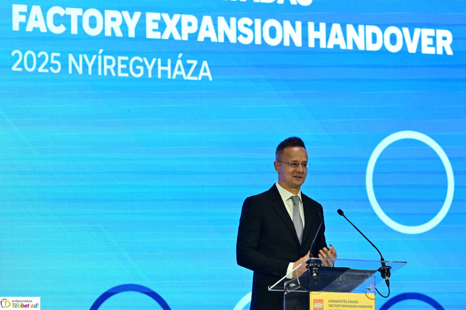 LEGO gyárbővítés átadó 2025 szeptemberében