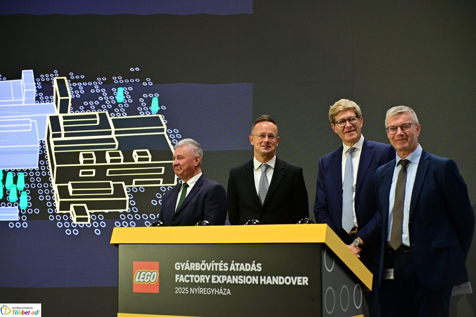 LEGO gyárbővítés átadó 2025 szeptemberében
