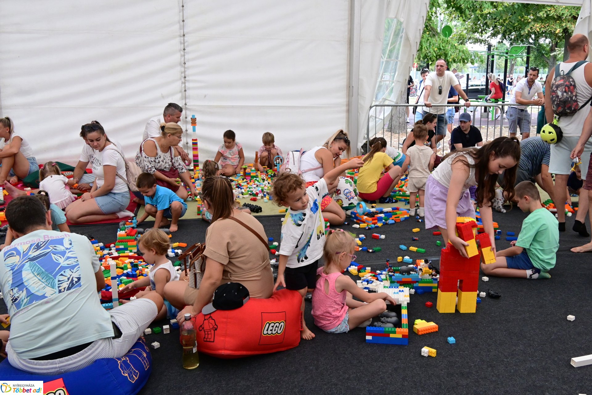 LEGO Játékváros 2025