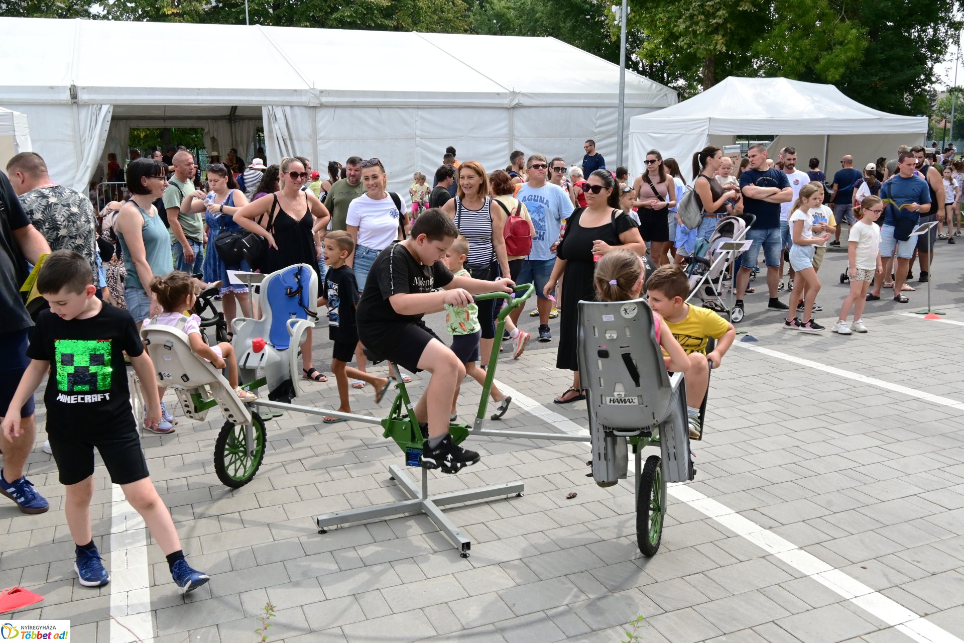 LEGO Játékváros 2025