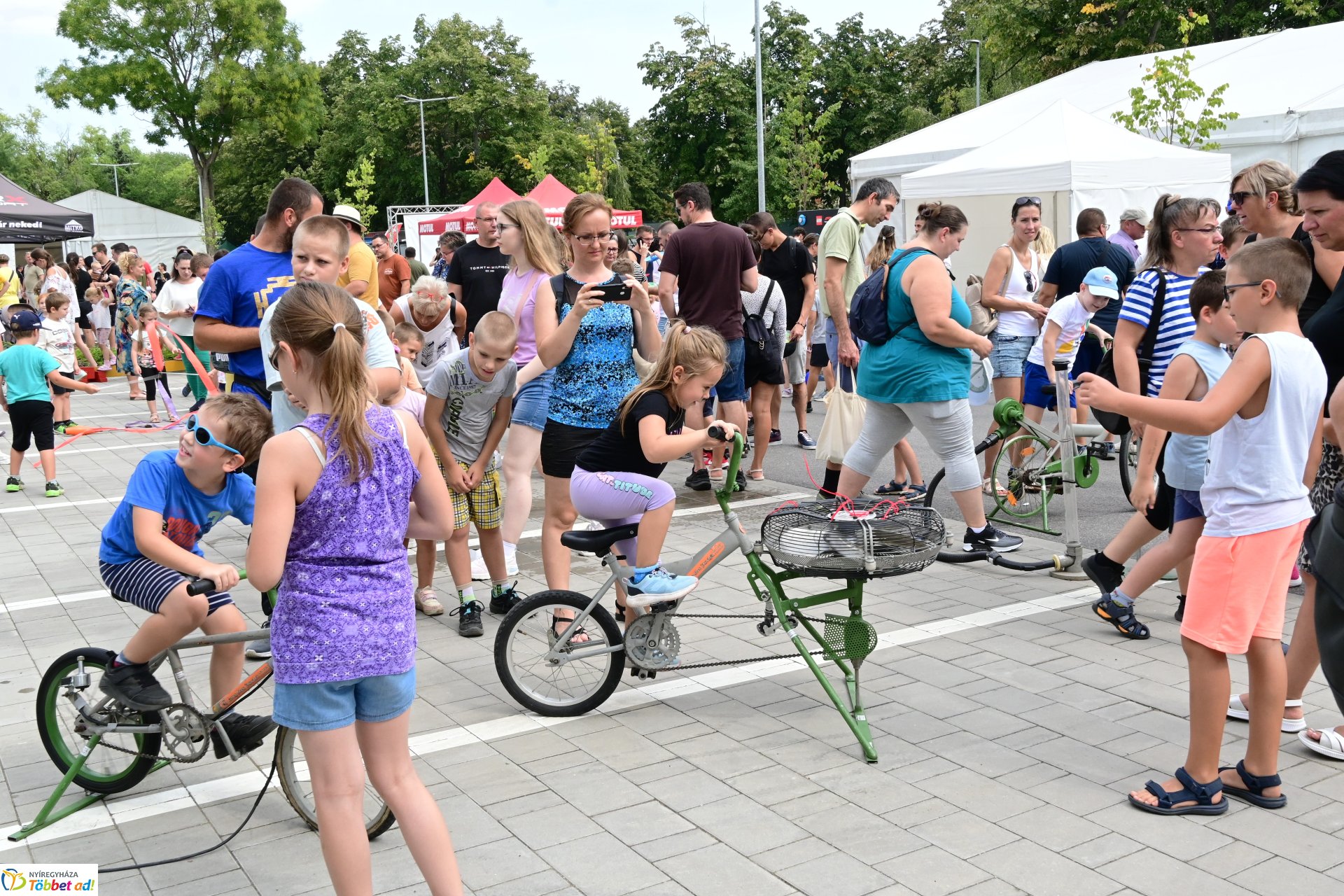 LEGO Játékváros 2025